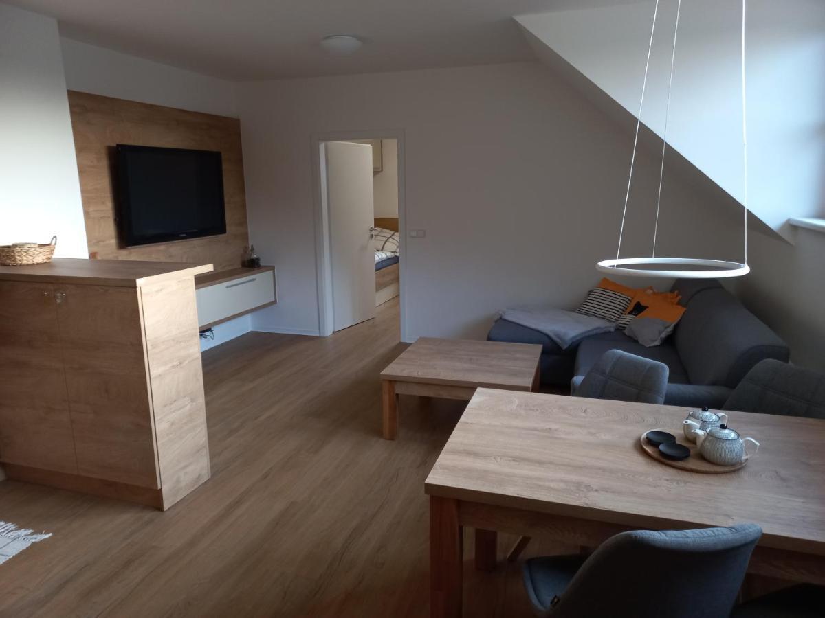 Apartman Acko Polansky Dvur - Velké Karlovice Exteriör bild