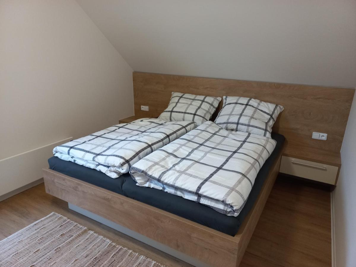 Apartman Acko Polansky Dvur - Velké Karlovice Exteriör bild