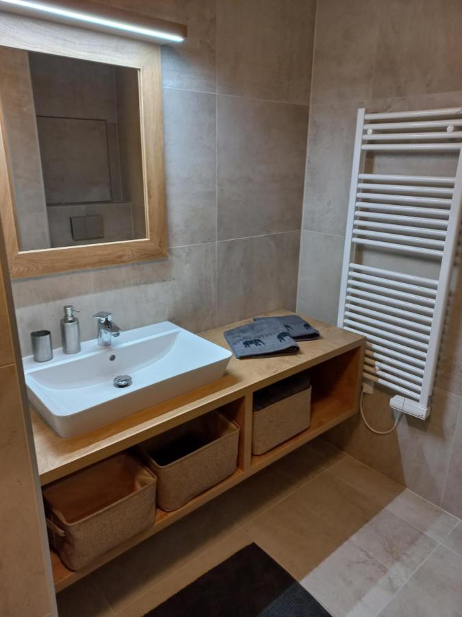 Apartman Acko Polansky Dvur - Velké Karlovice Exteriör bild